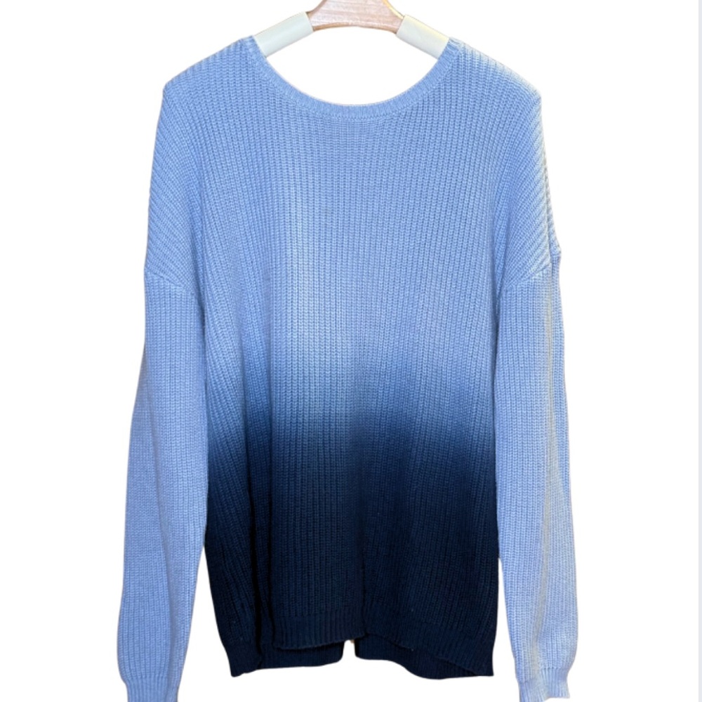 Tahari Ombre Rib Knit Sweater – Light Blue to Navy Gradient – Size Large